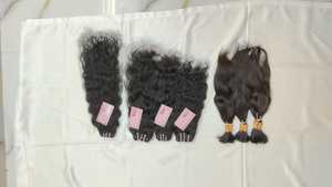 Paquetes de cabello Remy recto rizado indio crudo sin procesar, cutícula alineada, estilo de onda profunda suelta humana Natural DE LA India - Product Image 3