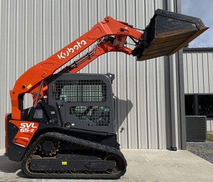 NEW Kubota SSV75 Skid Steer Loader Compact Wheel Loader Front Bucket for Farm Construction Material Handling - Product Image 4