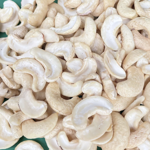 Usine Directement W320 Noix De Cajou Noix De Cajou Vietnam Noix De Cajou Cassé Avec Un Emballage Personnalisé - Product Image 1