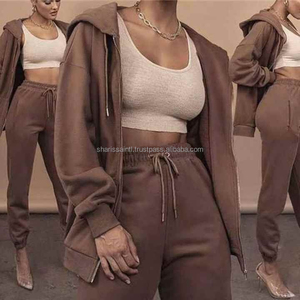 Ensemble survêtement d'entraînement pour femmes de grande taille, sweat-shirt et pantalon de survêtement en polaire personnalisés pour le sport - Product Image 6