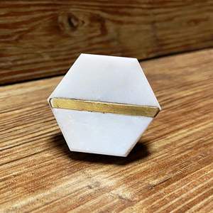 Boutons de porte en marbre hexagonal blanc, bouton de porte personnalisé, couleur, forme, taille, fabriqué en Inde - Product Image 2