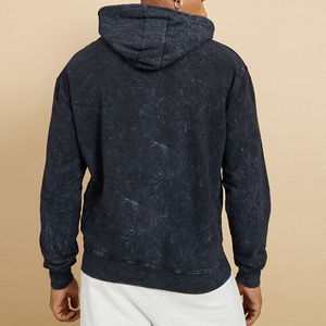 Sweat à capuche épais et respirant pour homme, 100 % coton, délavé à l'acide, avec broderie et patch, idéal pour l'hiver – Fabrication sur mesure - Product Image 4