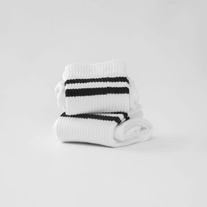 Chaussettes antidérapantes pour femmes avec poignées Chaussettes collantes d'exercice en coton antidérapantes - Product Image 5