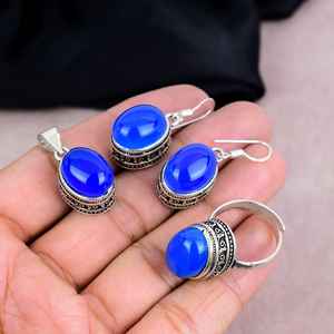 Ensemble de boucles d'oreilles en argent sterling 925 de créateur fait à la main calcédoine bleue naturelle personnalisée pour les femmes-beau cadeau pour la fête - Product Image 3