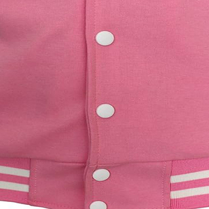 Chaqueta universitaria de cuero auténtico con letras de lana personalizada para hombre, chaqueta negra con logotipos bordados de color personalizado para hombre, hecha en Pakistán - Product Image 5