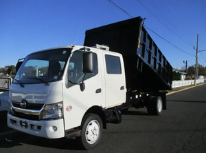 ¡COMPRA AHORA! Manipuladores de servicio pesado para camiones volquete HINO195 CREW de 4 puertas y cabina doble de 2017 - Listos para enviar. - Product Image 3