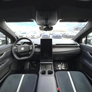 SUV de moda F- i-ske-r O-c-ea-n E x-tr-em-e - Product Image 3