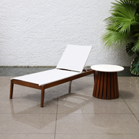 Ensemble de chaises longues en teck imperméable, fabrication OEM, tissu extérieur personnalisé, lit de soleil pour hôtel, mobilier de bord de piscine
