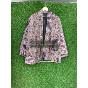 Veste Kantha en coton cousue à la main manteau Gudri d'hiver unisexe avec patchwork manteau court pour femmes - Product Image 2