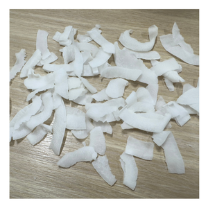 เกล็ดมะพร้าวจากเวียดนามที่ผ่านการบดละเอียดมีไขมันสูงชิปมะพร้าวอบแห้งตามธรรมชาติช่วยให้งานอบทำอาหารและสกัดน้ำมันได้อย่างง่ายดาย - Product Image 1