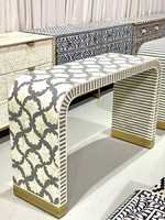 Fabricant et exportateur de tables consoles en incrustation d'os, table de chevet en nacre incrustée à la main pour la décoration de la maison