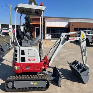 Miniexcavadoras Usadas Ta.keu.chi TB217R con Cucharón de Excavación de 0.12m³ de Capacidad y 1.2 Toneladas de Peso Operativo en Venta - Product Image 1