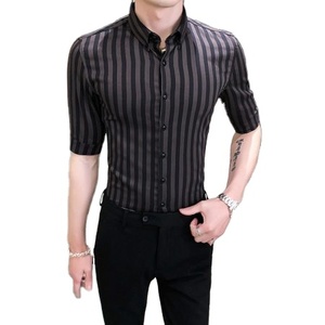 Chemise à carreaux rétro décontractée pour femme, style vintage d'automne, avec poche poitrine et boutons, en polyester et coton, manches longues - Product Image 4