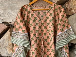 Tunique Maxi d'été pour femmes Caftan en coton léger avec impression à la main Vêtements de nuit confortables pour la plage ou les sorties décontractées - Product Image 2