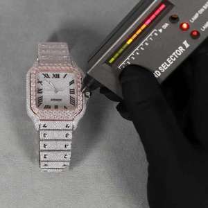 Montre en diamant Moissanite VVS1 Antique de qualité supérieure, édition limitée, montre mécanique de luxe de haute qualité personnalisée entièrement glacée - Product Image 4