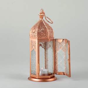 Élégante lanterne Ramadan en métal avec panneaux de verre, parfaite pour l'éclairage du Ramadan Kareem et la décoration festive de l'Aïd - Product Image 2