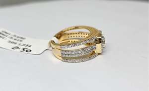 Anillo de Compromiso de Lujo con Halo, Chapado en Oro Amarillo de 14K y Rodio, Combinación de Diamantes Naturales, Certificado IGI, Disponible para Exportación - Product Image 3