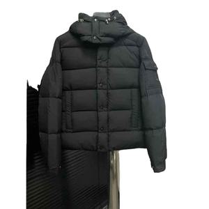 Vente en gros de manteau d'hiver en coton à impression OEM avec logo personnalisé veste unisexe à bulles vestes et manteaux d'extérieur pour hommes de grande taille - Product Image 5