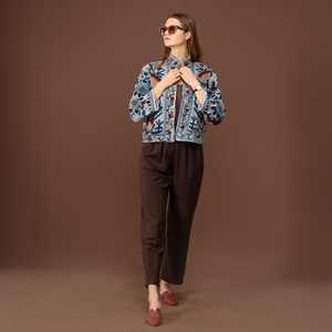 Manteau de veste de banlieue décontracté pour femmes nouveau tissu de toile de coton imprimé automne et hiver polyvalent bouton décoration méthode tissée - Product Image 1