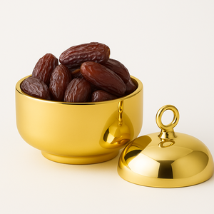 Cuenco de dátiles dorados de primera calidad con tapa decorativa para pájaros, perfecto para regalos de Eid, exhibición de Iftar y elegante servicio de frutas secas Khajoor - Product Image 3