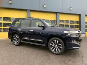 Toyota Land Cruiser d'Occasion Récente 5.7L V8, Modèles 2023, 100% en Parfait État de Marche, Non Accidenté et Garantie Assurée - Product Image 6