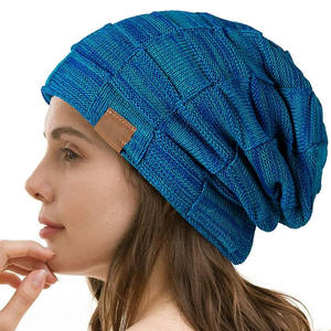 Gorros unisex cálidos y elegantes hechos de acrílico suave, perfectos para ropa de invierno, moda informal o marca promocional - Product Image 1