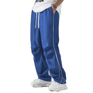 Streetwear pour hommes, pantalon de survêtement en nylon violet style Hip Pop empilé avec impression de logo personnalisé, taille moyenne, coupe ample, fermeture à cordon de serrage - Product Image 4
