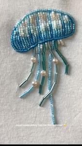 Breloques de Noël rustiques faites à la main, brodées d'animaux, designs créatifs, en fil de cuivre perlé et tissu velours, porte-clés - Product Image 2