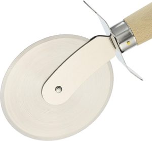 ที่ตัดพิซซ่าด้ามไม้เครื่องครัวที่ต้องมีสำหรับคนรักพิซซ่าทำจากญี่ปุ่น - Product Image 3