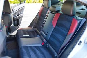 SUBARU WRX SERIES 2019 d'occasion, conduite à gauche/droite, gris. - Product Image 2