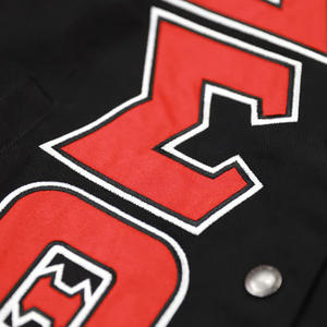 Chaqueta Bomber de satén de invierno informal para hombre, decoración de botones de poliéster, chaqueta atlética bordada de tela satinada, diseños personalizados - Product Image 6