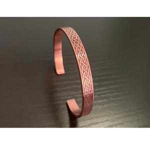 Joyería de diseño en relieve única y sencilla, brazalete de cobre puro para mujer, joyería, accesorios de cobre de sensación saludable y Natural - Product Image 1