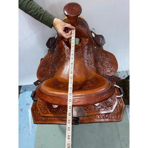 Selle anglaise en cuir véritable fabriquée en Inde avec arçon en bois, prix compétitif, 100% cuir, écologique, durable, selle de course - Product Image 5