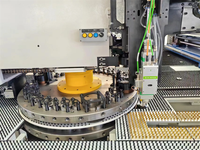 Máquina de Puncionamento CNC AIOTEK de Alta Velocidade e Precisão para Chapas de Metal, com Acionamento Hidráulico e Rolamento de Motor