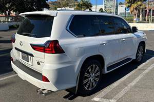 LEXUS LX 570 2017 D'OCCASION CÔTÉ GAUCHE/CÔTÉ DROIT - Product Image 3