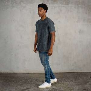 Nouvelle arrivée lavage à l'acide t-shirts pour hommes sur mesure t-shirts de base en gros 100% coton concevoir votre propre prix pas cher - Product Image 3