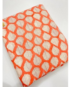 ผ้าฝ้ายอินเดียพิมพ์ลายออร์แกนิค ขนาด 44 นิ้ว / 111 ซม. ขายส่ง สำหรับทำผ้าม่านและผ้าคลุม ใช้ได้ทั้งเด็กชายและเด็กหญิง สำหรับงานเย็บผ้า - Product Image 1