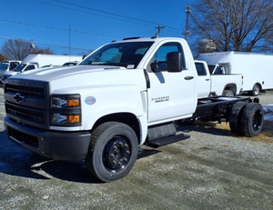 Camión de Trabajo Comercial con Chasis de Cabina Regular, Diésel Eléctrico Automático de Uso Pesado, Nuevo Modelo 2024, con Autonomía de 601-700 km y Potencia de 150-200 kW - Product Image 1