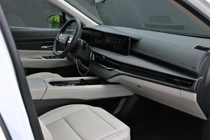 NI-SS-AN MU-RA-NO S-V SUPER LIMPIO, VEHÍCULO DE USO TURISMO/PORTUALES, 4 PUERTAS, TRANSMISIÓN AUTOMÁTICA - Product Image 5