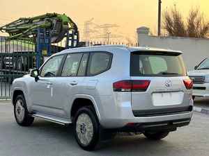 NOUVEAU 2025 TOYOTA LAND CRUISER GXR 4.0L 5 PLACES 0 KM 299 CV 6 CYLINDRES TRANSMISSION AUTOMATIQUE - Product Image 2