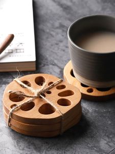Posavasos hechos a mano de madera de nogal de estilo clásico Posavasos rústicos con toque artesanal natural para decoración del hogar - Product Image 5