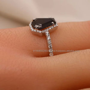 Bague de fiançailles en moissanite noire taille cœur avec accents halo, argent sterling 925, sertie à griffes, minimaliste, pour mariage et anniversaire - Product Image 6