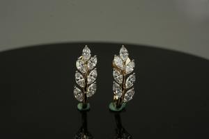 ได้รับการรับรองจาก IGI ต่างหูเพชรสีขาวและสีโรสโกลด์ตัวเลือกทันสมัยสำหรับงานแต่งงานและของขวัญได้รับการรับรอง IGI - Product Image 5