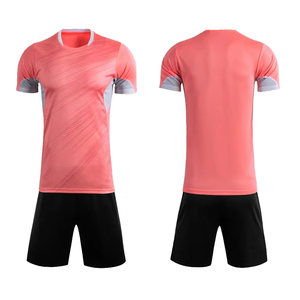 Fabricant personnalisé, T-shirts professionnels de football personnalisés, uniformes de football pour arbitres à manches courtes, maillot de football original en polyester - Product Image 1