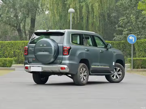 SUV 4x4 d'occasion 2024, moteur essence ou diesel 2.0T, système hybride léger 48V, transmission automatique, 5 portes, 5 places, provenant du Japon - Product Image 3