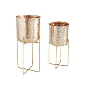 กระถางปลูกต้นไม้ทองเหลืองชุบทอง คุณภาพดีที่สุด ขนาดและรูปทรงตามสั่ง สำหรับขายส่ง - Product Image 5