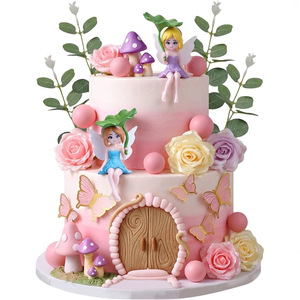 Kit de décoration de gâteau Licorne en plastique 38 pièces avec toppers, cornes, oreilles, fleurs, perles et étoiles pour fête d'anniversaire (6-8 ans) - Product Image 1