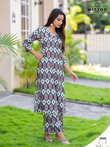 Unique Design Women Rayon Printed <b>Kurti</b> with Pockets for Casual Fashion Forward Available at Export Prices from India - Product Image 3