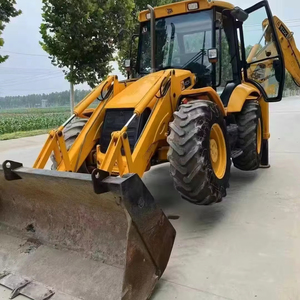 Retroexcavadora Pequeña Usada JCB 3cx y 4cx con Motor Cat en Buenas Condiciones - Product Image 1