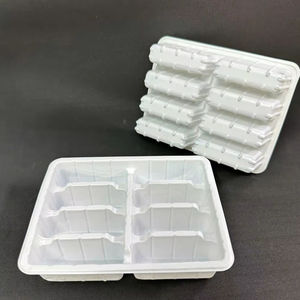 Solution d'affichage alimentaire professionnelle Beau plateau en plastique blanc laiteux propre et pratique - Product Image 4